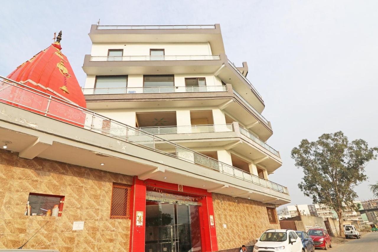 Oyo Hotel Inn Way Сонипат Екстериор снимка